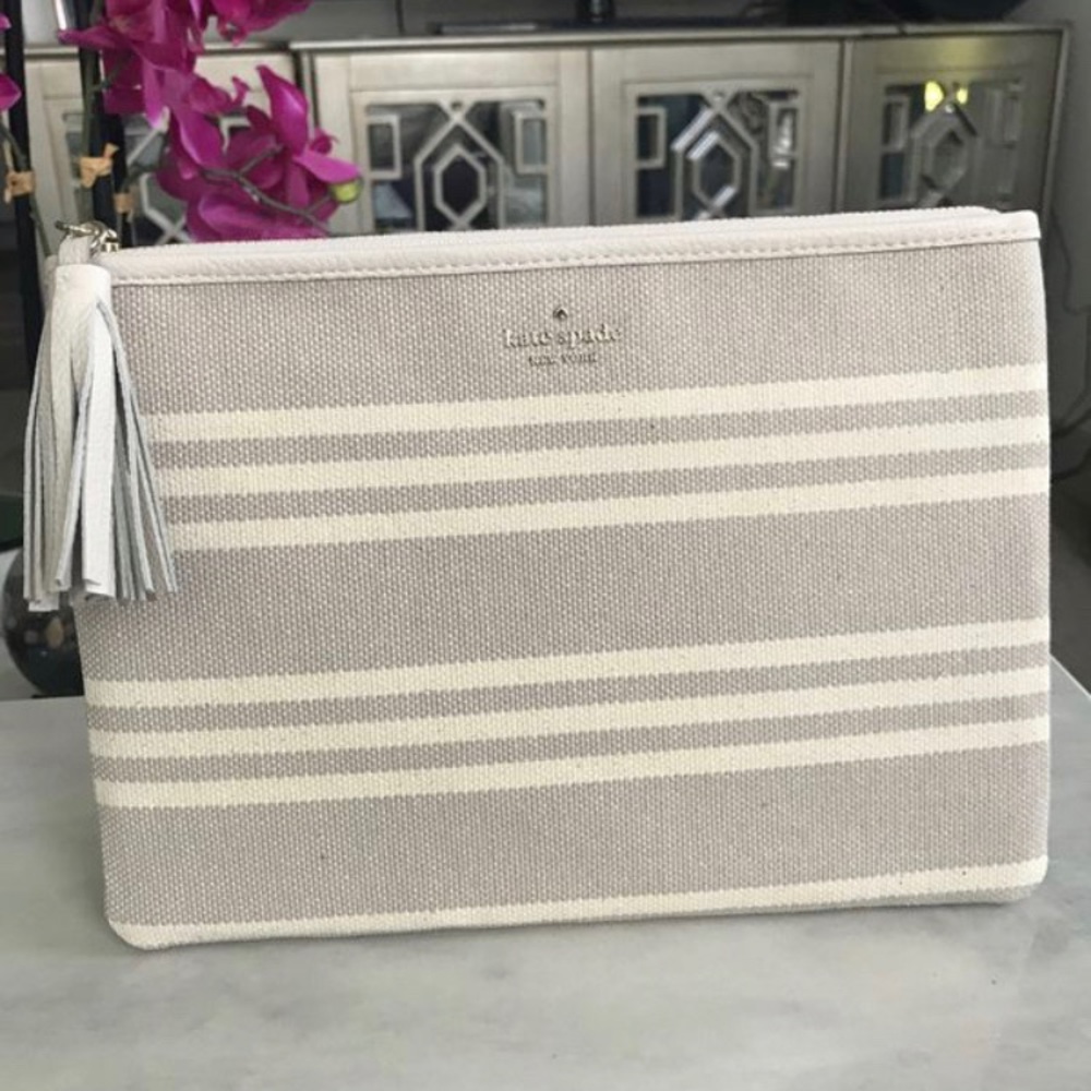NWT Kate Spade pouch